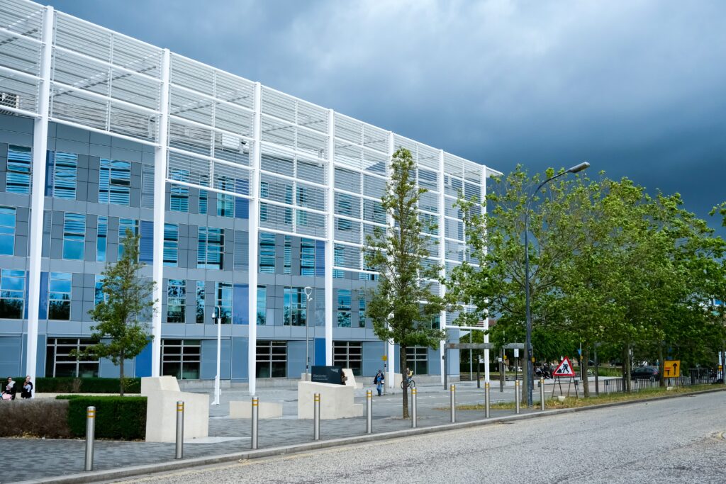 fiber broadband in Milton Keynes